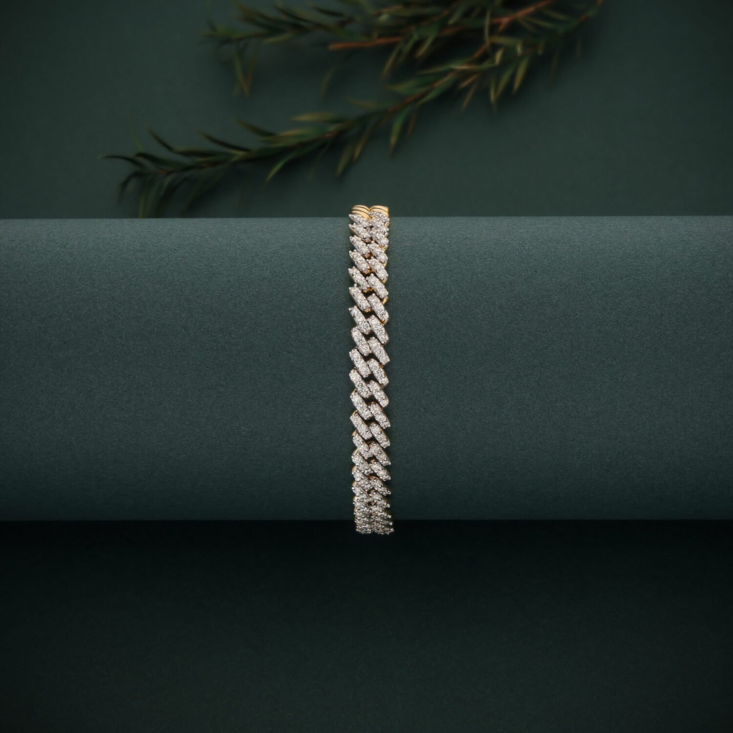 Titan Pavé Diamond Cuban Link Bracelet in 18K Yellow Gold