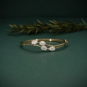 14K Gold Pear Shape Diamond Open Ring | Elegant Women's Fine Jewelry