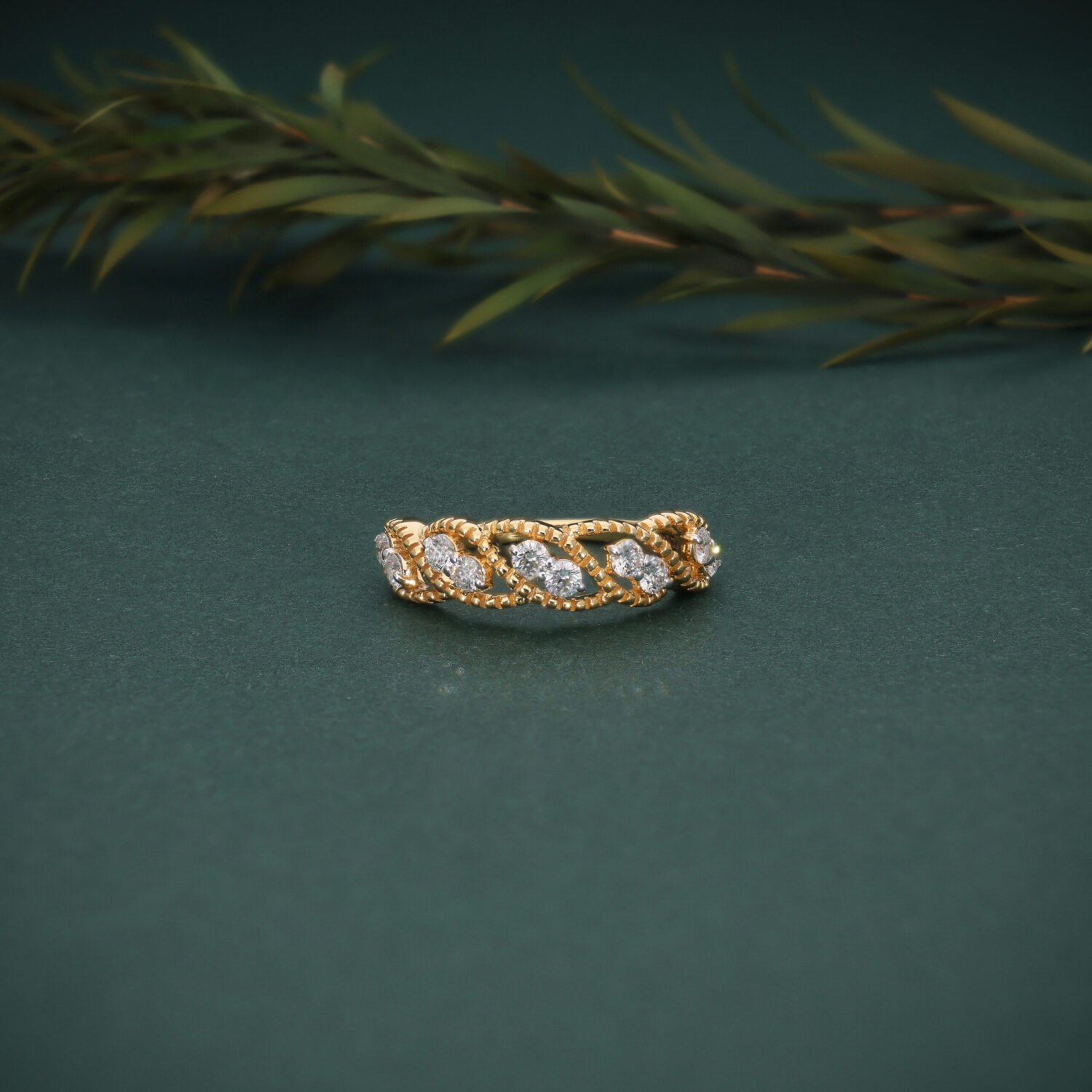 Lab Grown Diamond Round Wedding Ring | 14KT Yellow Gold Stackable Ring