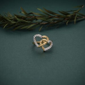 18K Gold Interlocking Heart Diamond Ring for Women