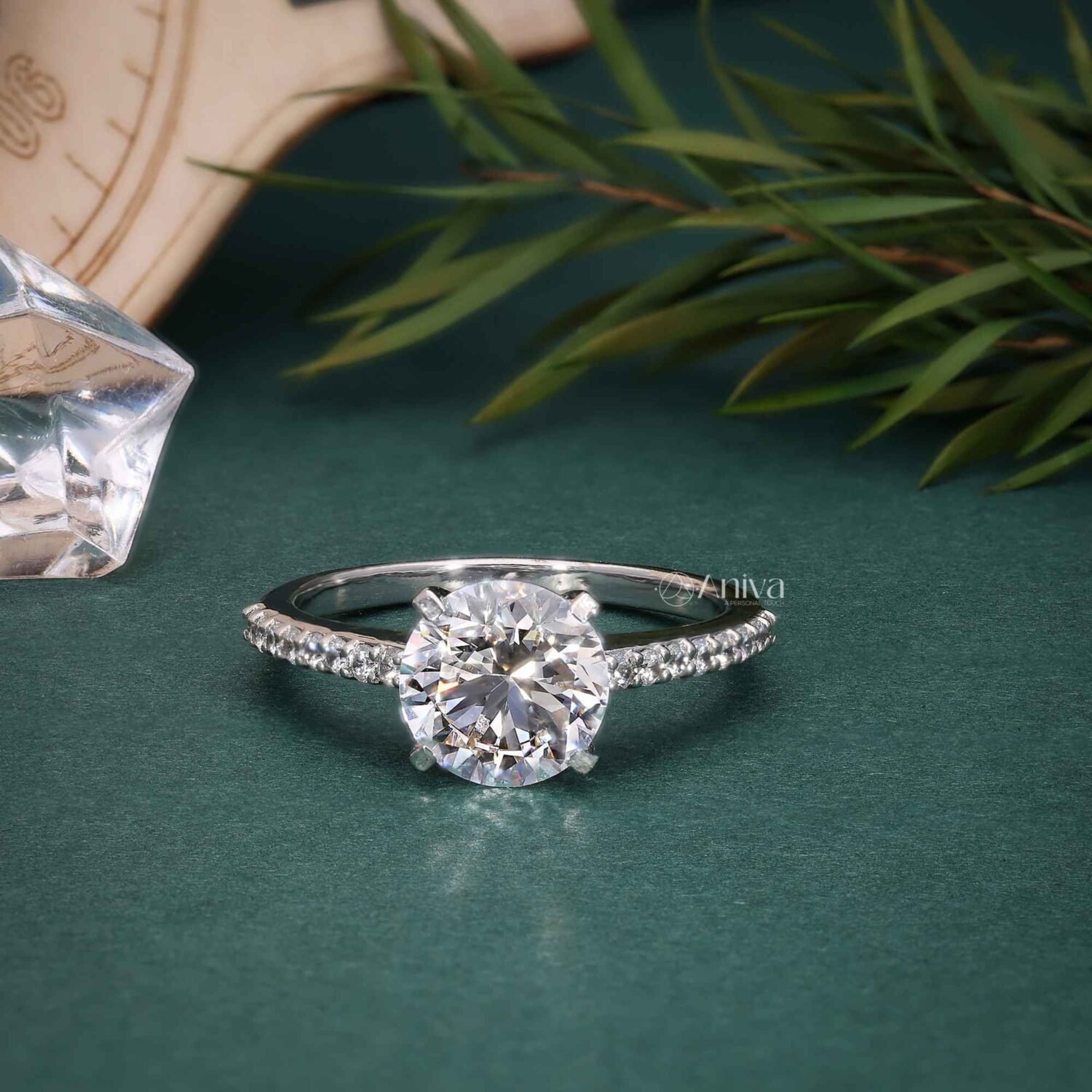 18K White Gold Classic Solitaire Engagement Diamond Ring | IGI Certified