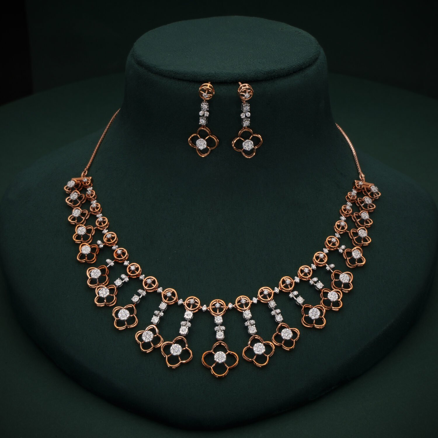 Charming 18K Rose Gold Clover Flower Diamond Necklace Set | IGI Certified